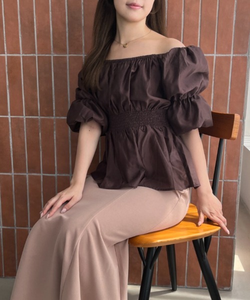MISCH MASCH（ミッシュマッシュ）の「一部店舗限定 2wayオフショルブラウス（シャツ/ブラウス・レディース・ブルー/ブラック/ブラウン・ﾌﾘ-）」の8枚目の写真