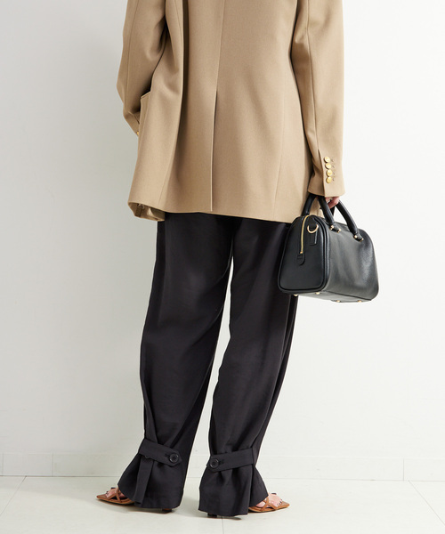 B.C STOCK（ベーセーストック）の「ウォッシャブル / タブヘムパッチポケットパンツ（スラックス・レディース・チャコールグレー/カーキ・FREE）」の11枚目の写真