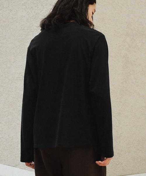 WYM LIDNM（ウィム バイ リドム）の「EXTRA FINE COTTON CROPPED L/S TEE（Tシャツ/カットソー・メンズ・チャコール/ホワイト/ライトグレー/ブラック/ブラウン系/グレー系/グリーン系・S/M/L/XL）」の17枚目の写真
