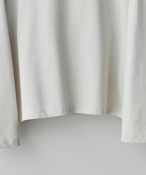 WYM LIDNM（ウィム バイ リドム）の「EXTRA FINE COTTON CROPPED L/S TEE（Tシャツ/カットソー・メンズ・チャコール/ホワイト/ライトグレー/ブラック/ブラウン系/グレー系/グリーン系・S/M/L/XL）」の21枚目の写真