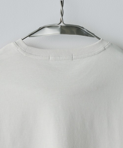 WYM LIDNM（ウィム バイ リドム）の「EXTRA FINE COTTON CROPPED L/S TEE（Tシャツ/カットソー・メンズ・チャコール/ホワイト/ライトグレー/ブラック/ブラウン系/グレー系/グリーン系・S/M/L/XL）」の13枚目の写真