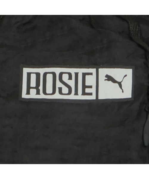 PUMA（プーマ）の「PUMA プーマ ウィメンズ PUMA x ROSE T7 オーバーサイズ トラック パンツ（その他パンツ・レディース・ブラック/シルバー系その他・X-SMALL/LARGE/MEDIUM/SMALL）」の16枚目の写真