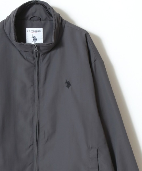 U.S. POLO ASSN.(ユーエスポロアッスン)の「U.S. POLO ASSN./ユーエスポロアッスン 別注 Fleece Lining Nylon Jacket/オーバーサイズ 裏フリース ナイロンジャケット/トラックジャケット/ブルゾン/レディース メンズ(ナイロンジャケット・メンズ・チャコール/ブラック/ネイビー・LL/L/M)」の5枚目の写真