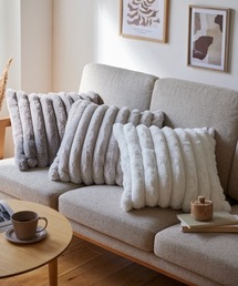 COCOPLATZ interior（ココプラッツインテリア）の「モコモコクッションカバー ストライプ ラビットファー調│45×45cm【furry doudou./ファーリードゥドゥ】（クッション/クッションカバー・キッズ）」