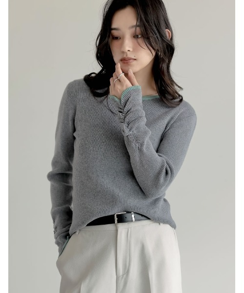 Re:EDIT（リエディ）の「[保湿][静電気防止]無地or配色クルーネック袖シャーリングリブニットトップス（ニット/セーター・レディース・ブラック/アイボリー/グレー系その他/ブラウン系その他/グレー/ブラック系その他/ピンク/ホワイト系その他/イエロー/グレー系その他2・MEDIUM/LARGE）」の7枚目の写真