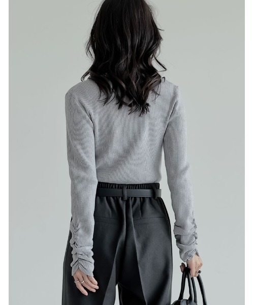 Re:EDIT（リエディ）の「[保湿][静電気防止]無地or配色クルーネック袖シャーリングリブニットトップス（ニット/セーター・レディース・ブラック/アイボリー/グレー系その他/ブラウン系その他/グレー/ブラック系その他/ピンク/ホワイト系その他/イエロー/グレー系その他2・MEDIUM/LARGE）」の21枚目の写真