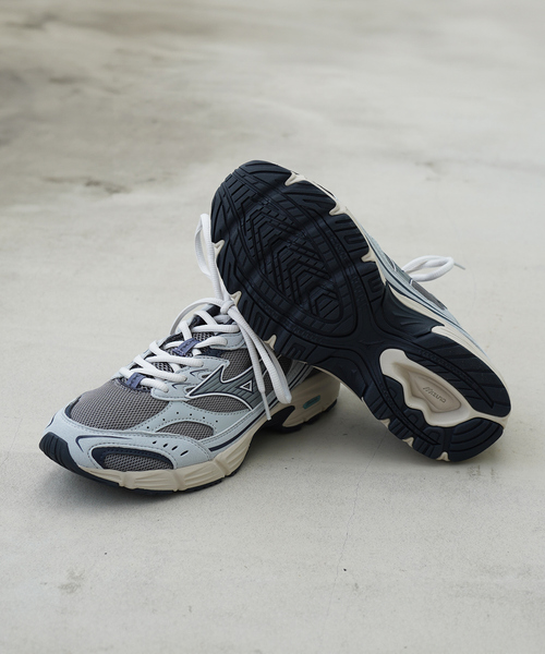 MIZUNO（ミズノ　）の「【MIZUNO】D1GA2562 レースアップスニーカー（スニーカー・レディース・ベージュ/グレー・S/M）」の7枚目の写真