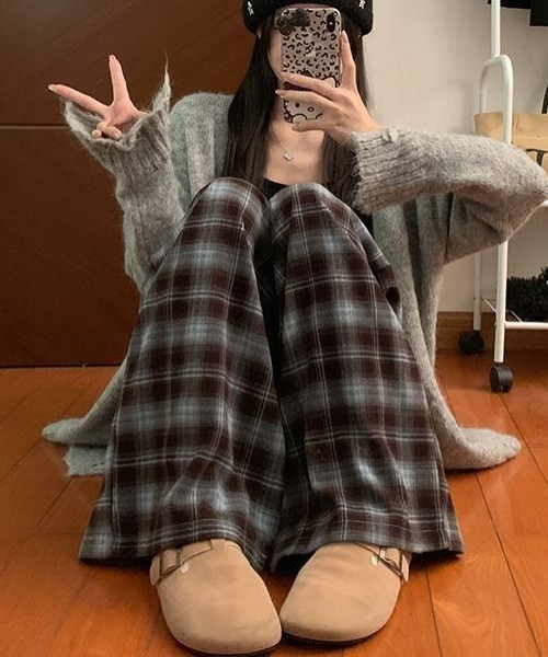 SHEPP(シープ)の「チェック柄 ワイド イージーパンツ(その他パンツ・レディース・ブラウン/ブルー・M/L)」の18枚目の写真
