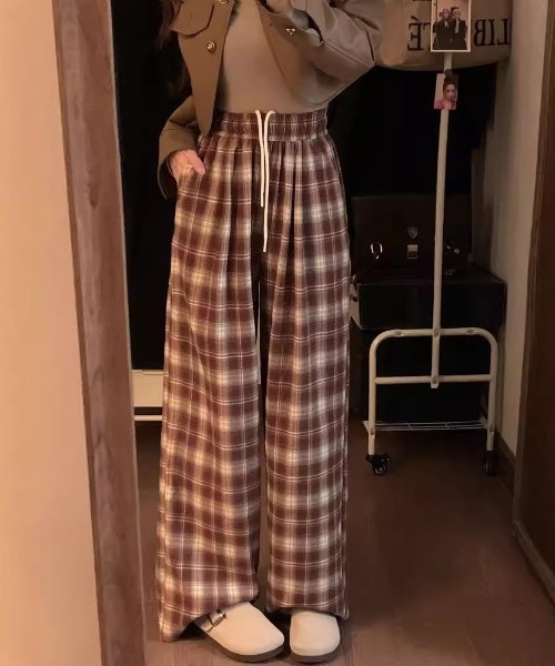 SHEPP(シープ)の「チェック柄 ワイド イージーパンツ(その他パンツ・レディース・ブラウン/ブルー・M/L)」の7枚目の写真