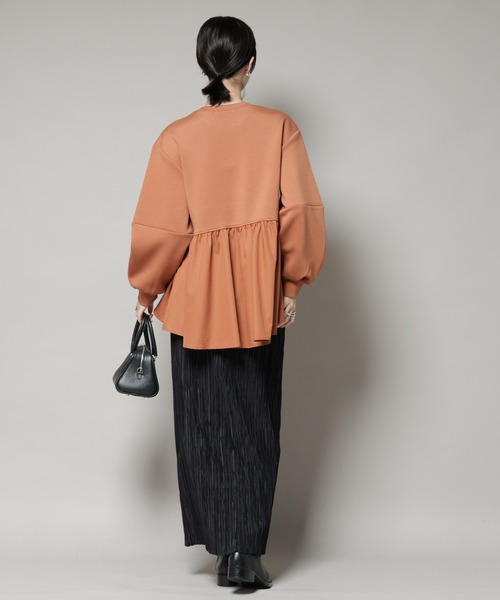 NANO universe（ナノユニバース）の「布帛コンビペプラムカットトップス（Tシャツ/カットソー・レディース・グレー/ライトブラウン/ブラック・FREE）」の20枚目の写真