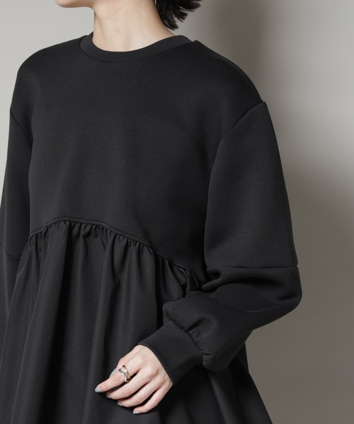 NANO universe（ナノユニバース）の「布帛コンビペプラムカットトップス（Tシャツ/カットソー・レディース・グレー/ライトブラウン/ブラック・FREE）」の11枚目の写真