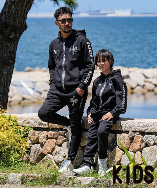 adamsJUGGLER(アダムスジャグラー)の「RTEG/C&REジップフーディーキッズ(パーカー・キッズ・ブラック/グレー・100/110/120/130/150)」の8枚目の写真