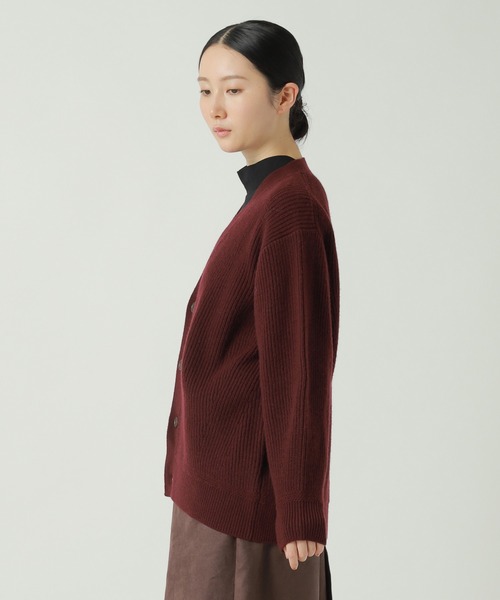 ZUCCa（ズッカ）の「メリノウール / ニットカーディガン / S（カーディガン/ボレロ・レディース・ボルドー/ダークグレー/ベージュ・M size）」の5枚目の写真