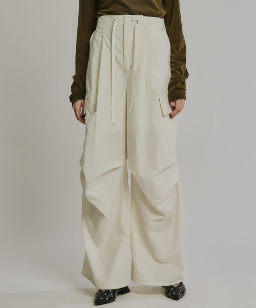 PUBLIC TOKYO(パブリックトウキョウ)の「コットンナイロンカーゴパンツ(カーゴパンツ・レディース・ホワイト/カーキ/ブラック・1/2)」の15枚目の写真