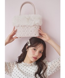 ３ＷＡＹショルダー付きパールビジュー装飾ファー×ハートキルティングバッグ