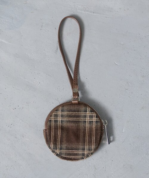 Kastane（カスタネ）の「ビジューポーチ付きミドルBAG（トートバッグ・レディース・ブラウン/カーキ/ブラック・FREE）」の17枚目の写真