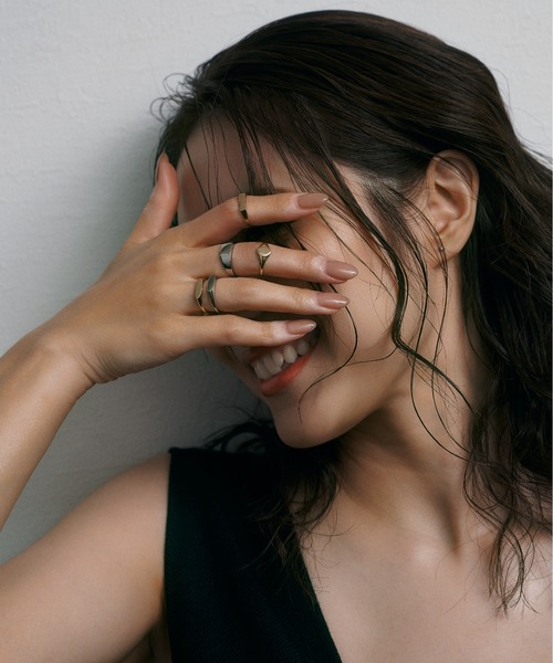 Jewel closet by L&Co.(ジュエルクローゼットバイエルアンドコー)の「K18 リング(リング・レディース・イエローゴールド・13号/11号/15号)」の2枚目の写真