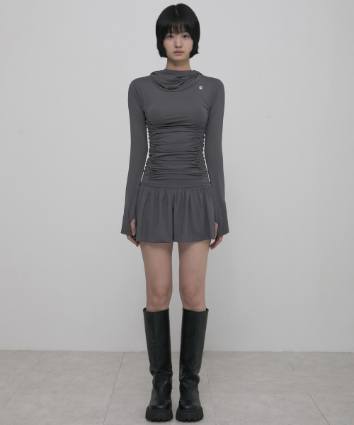 FLAREUP(フレアアップ)の「Hooded High Neck Long Dress (FL-185_Charcoal)(ワンピース・レディース・チャコール・OS)」の3枚目の写真