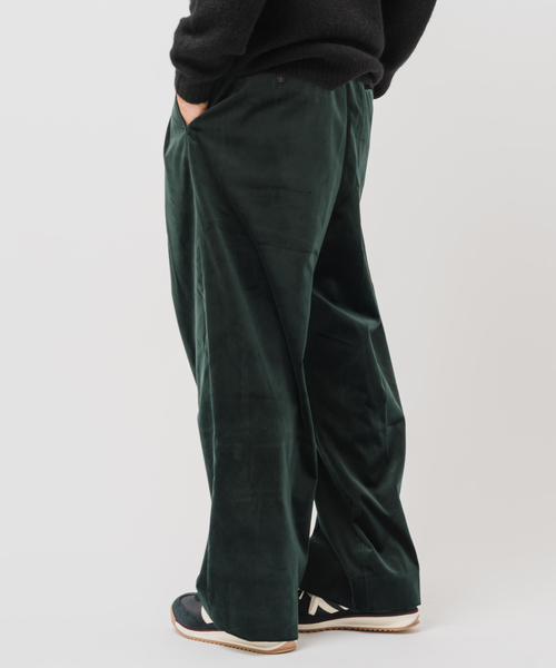 EDIFICE（エディフィス）の「E.PONTOGLIO VELVET バギー パンツ（その他パンツ・メンズ・グリーン/キャメル/サックスブルー/ブラック・LARGE/MEDIUM）」の20枚目の写真