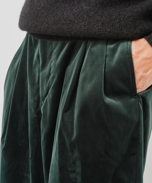EDIFICE（エディフィス）の「E.PONTOGLIO VELVET バギー パンツ（その他パンツ・メンズ・グリーン/キャメル/サックスブルー/ブラック・LARGE/MEDIUM）」の21枚目の写真