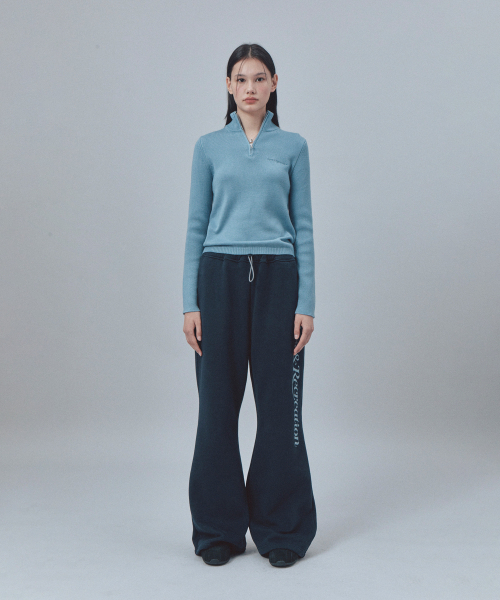 Rest&Recreation（レストアンドレクリエーション）の「FLARE SWEAT PANTS - NAVY（スウェットパンツ・レディース・その他・LARGE/SMALL）」の2枚目の写真