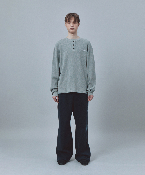 Rest&Recreation（レストアンドレクリエーション）の「FLARE SWEAT PANTS - NAVY（スウェットパンツ・レディース・その他・LARGE/SMALL）」の7枚目の写真
