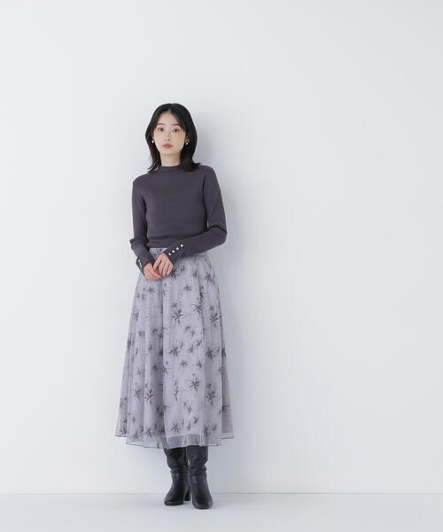 NATURAL BEAUTY BASIC（ナチュラルビューティーベーシック）の「◇ハートボタンカフスニット（ニット/セーター・レディース・ベージュ/ラベンダー/チャコールグレー/オフホワイト・FREE）」の5枚目の写真