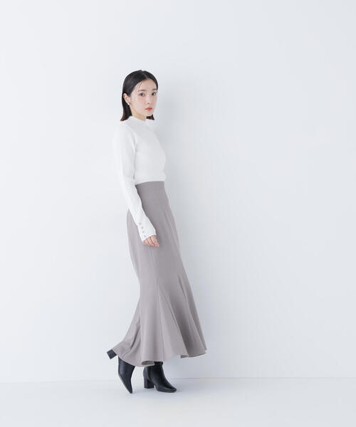 NATURAL BEAUTY BASIC（ナチュラルビューティーベーシック）の「◇ハートボタンカフスニット（ニット/セーター・レディース・ベージュ/ラベンダー/チャコールグレー/オフホワイト・FREE）」の14枚目の写真