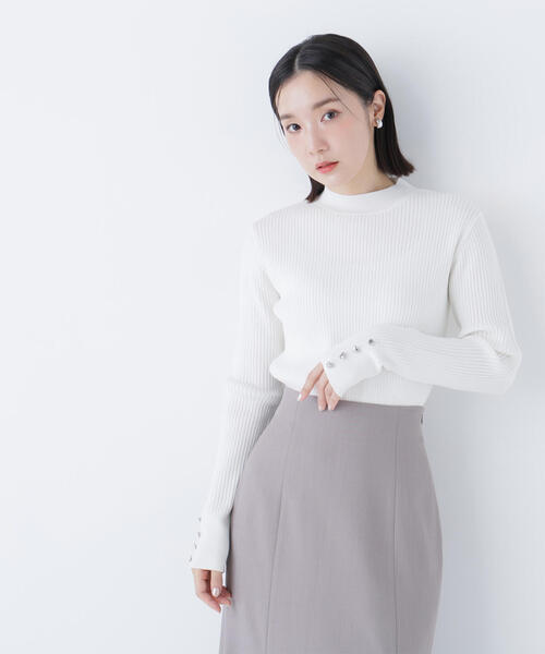 NATURAL BEAUTY BASIC（ナチュラルビューティーベーシック）の「◇ハートボタンカフスニット（ニット/セーター・レディース・ベージュ/ラベンダー/チャコールグレー/オフホワイト・FREE）」の19枚目の写真