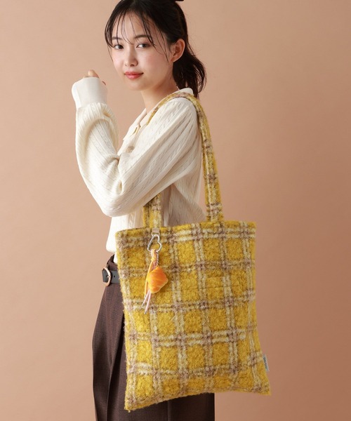 tiny tiny（ティニーティニー）の「フードスクイーズチャーム[tiny tiny(ティニーティニー)]（チャーム・レディース・その他1/その他2/その他3・0）」の4枚目の写真