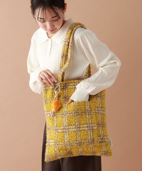 tiny tiny（ティニーティニー）の「フードスクイーズチャーム[tiny tiny(ティニーティニー)]（チャーム・レディース・その他1/その他2/その他3・0）」の5枚目の写真