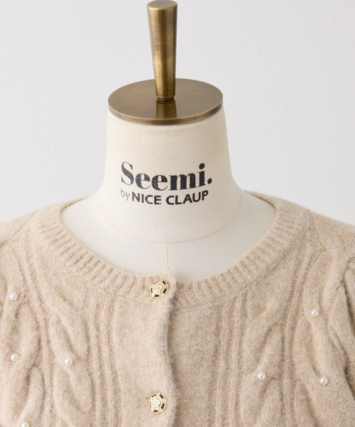 Seemi. byNICECLAUP（ シーミーバイナイスクラップ）の「【Seemi.】ビジュースタッズニットカーディガン（カーディガン/ボレロ・レディース・ベージュ/チャコールグレー/オフホワイト・FREE）」の7枚目の写真