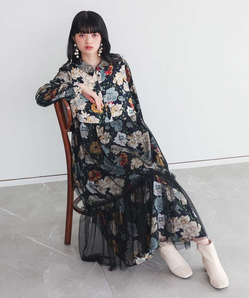 somari imagination（ソマリ イマジネーション）の「『花柄チュールドッキングワンピース』（ワンピース・レディース・ネイビー・1/2）」の4枚目の写真