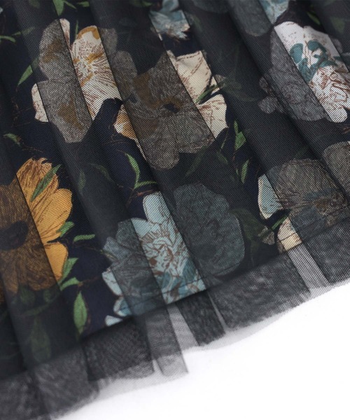 somari imagination（ソマリ イマジネーション）の「『花柄チュールドッキングワンピース』（ワンピース・レディース・ネイビー・1/2）」の13枚目の写真