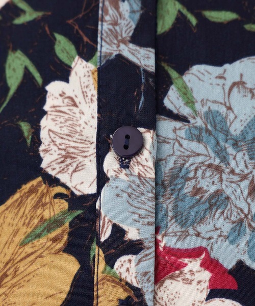 somari imagination（ソマリ イマジネーション）の「『花柄チュールドッキングワンピース』（ワンピース・レディース・ネイビー・1/2）」の9枚目の写真