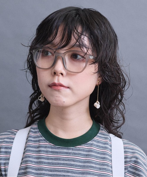 I am I in fact...（アイアムアイインファクト）の「coffee cup イヤリング（イヤリング・レディース・ホワイト・FREE）」の2枚目の写真