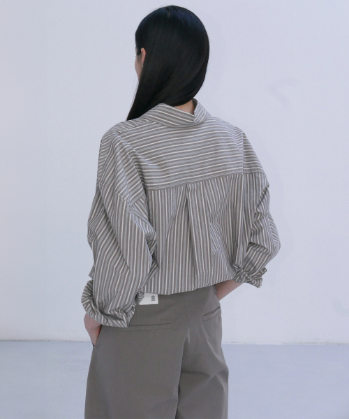 EN OR(エンオール)の「CLASSIC STRIPE SHIRTS FROM JAPAN - BROWN(シャツ/ブラウス・レディース・その他・FREE)」の4枚目の写真