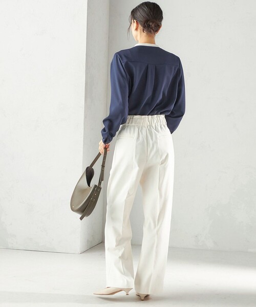 SHIPS(シップス)の「〈洗濯機可能〉無地 / プリント ピンタック ブラウス(セレモニー対応可)(シャツ/ブラウス・レディース・ネイビー/オフホワイト/ブルー・ONE SIZE)」の7枚目の写真