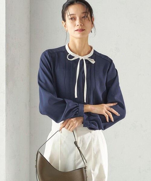 SHIPS(シップス)の「〈洗濯機可能〉無地 / プリント ピンタック ブラウス(セレモニー対応可)(シャツ/ブラウス・レディース・ネイビー/オフホワイト/ブルー・ONE SIZE)」の9枚目の写真