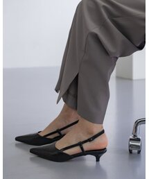 ブロンド ポインテッドスリングバックパンプス - ブラック