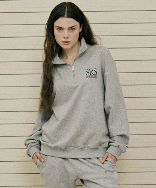 STAFF ONLY(スタッフオンリー)の「SRS LOGO HALF ZIP-UP SWEATSHIRTS (MELANGE GREY)(その他トップス・メンズ・その他・SMALL/MEDIUM/LARGE)」の1枚目の写真