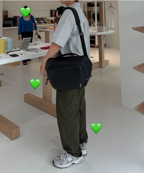 THAT'S IT（ザッツイット）の「カーブドワイドコットンデニムパンツ[カーキ]（デニムパンツ・レディース・カーキ・LARGE/X-LARGE/MEDIUM）」の8枚目の写真
