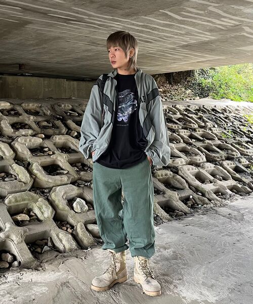 THAT'S IT（ザッツイット）の「カーブドワイドコットンデニムパンツ[カーキ]（デニムパンツ・レディース・カーキ・LARGE/X-LARGE/MEDIUM）」の14枚目の写真