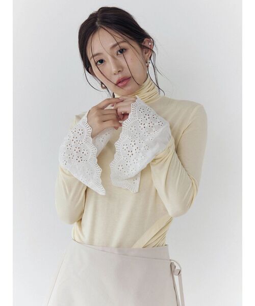 CALNAMUR（カルナムール）の「レーヨンハイネックドッキングトップス（Tシャツ/カットソー・レディース・ブラック/イエロー・FREE）」の17枚目の写真