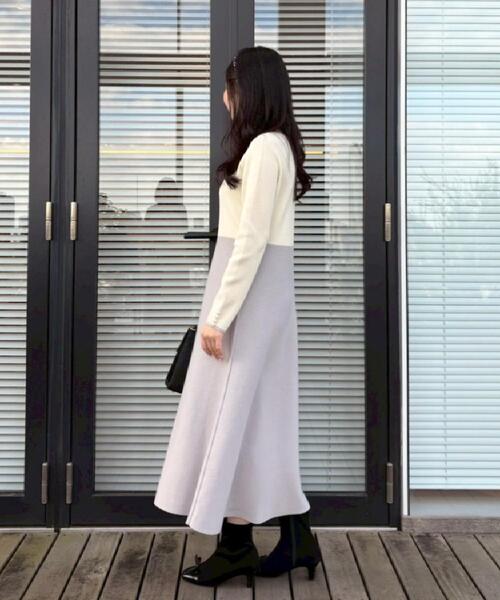 couture brooch（クチュールブローチ）の「【ハレの日・通勤】スクエアネック バイカラー ニットワンピース（ワンピース・レディース・ベージュ/オフホワイト・36/38/42）」の22枚目の写真