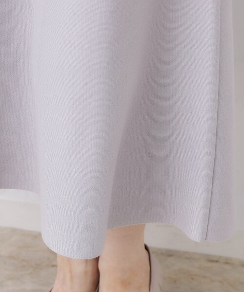 couture brooch（クチュールブローチ）の「【ハレの日・通勤】スクエアネック バイカラー ニットワンピース（ワンピース・レディース・ベージュ/オフホワイト・36/38/42）」の9枚目の写真