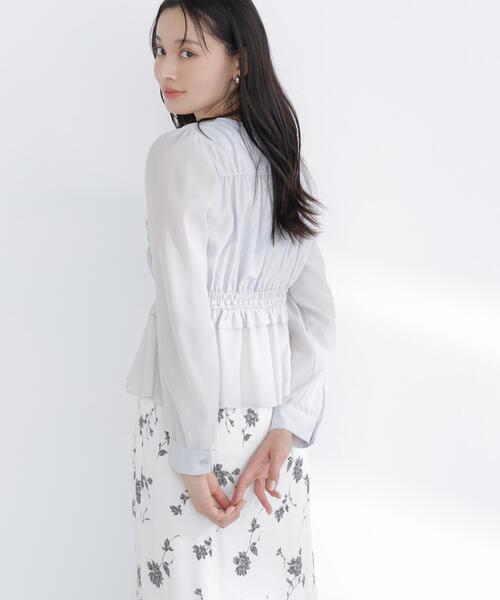 NATURAL BEAUTY BASIC(ナチュラルビューティーベーシック)の「◇フロントリボンペプラム楊柳ブラウス(シャツ/ブラウス・レディース・ベージュ/ブルー/オフホワイト・MEDIUM/SMALL)」の9枚目の写真