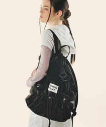 [INT] String flap backpack _ Glittery black