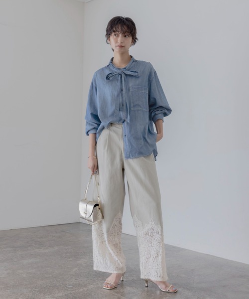 Eimee Law（エイミーロウ）の「ライトデニム ボウタイシャツ（シャツ/ブラウス・レディース・ブルー/ライトブルー・FREE）」の16枚目の写真