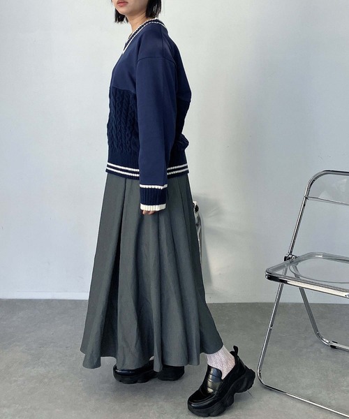 AS KNOW AS plus（アズノゥアズプラス）の「◯チルデンデザイン裏毛スウェットプルオーバー（スウェット・レディース・ネイビー/アイボリー/グリーン・FREE）」の12枚目の写真